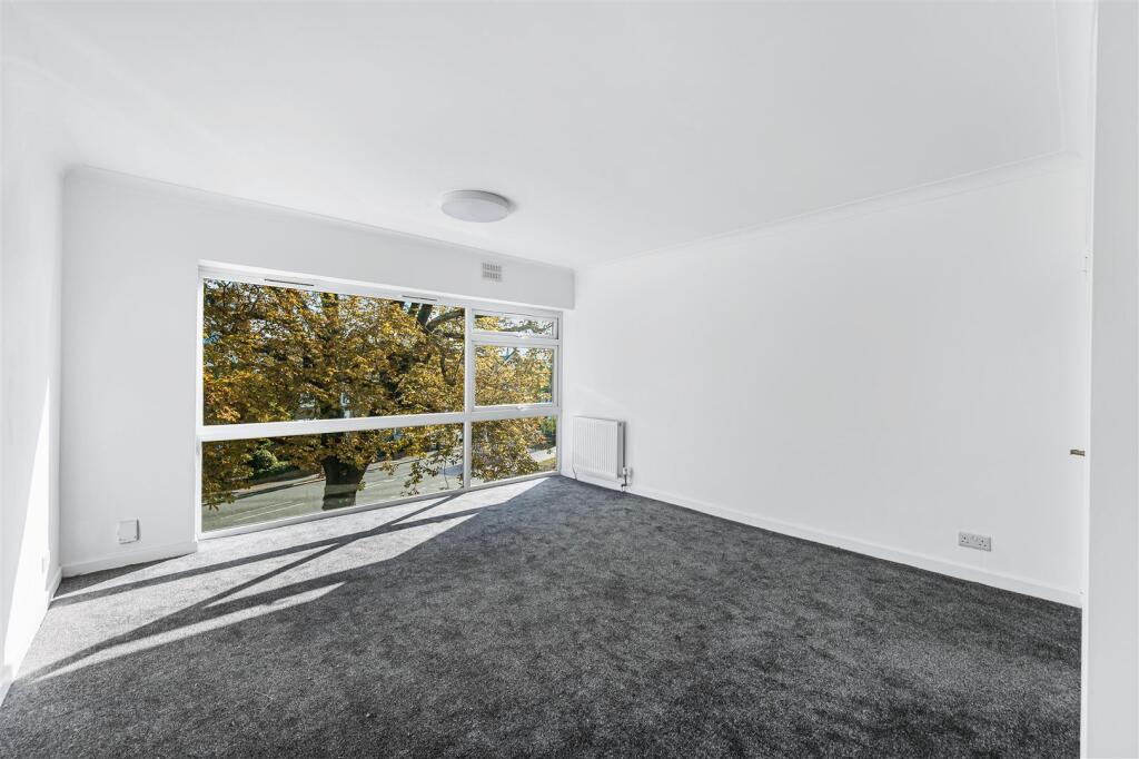 Apartment in London, Perivale - View 4
