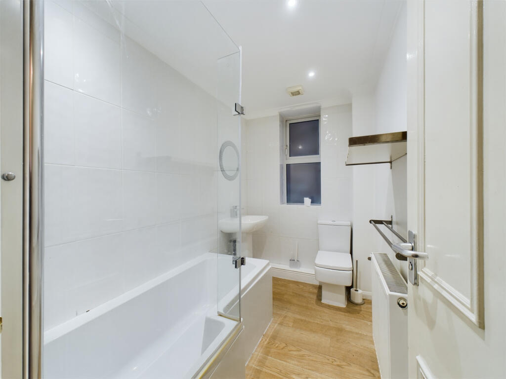 7 Pearson Park,  Hull, HU5 photo 4