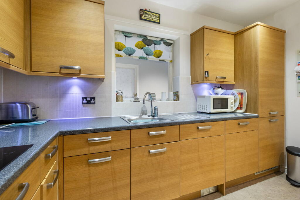 Clarence Park, Malvern, Worcestershire WR14 - View 5