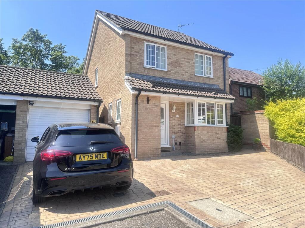 4-bed detached on 15, Shelley Close, Stowmarket, Suffolk, IP14, £330,000