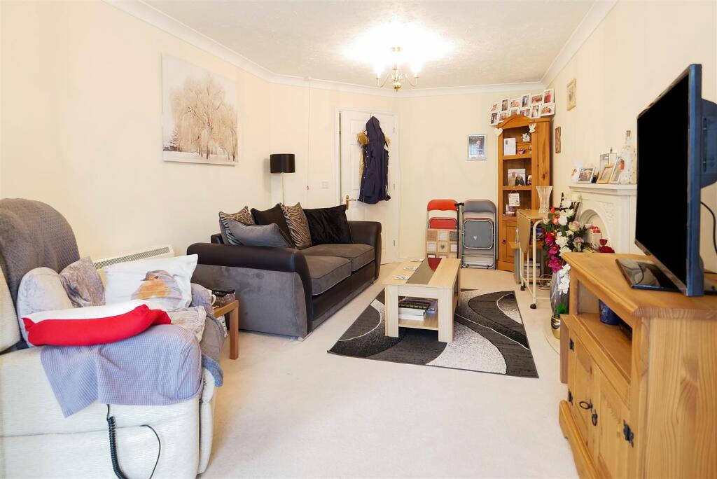 Stockbridge Road, Chichester - View 6