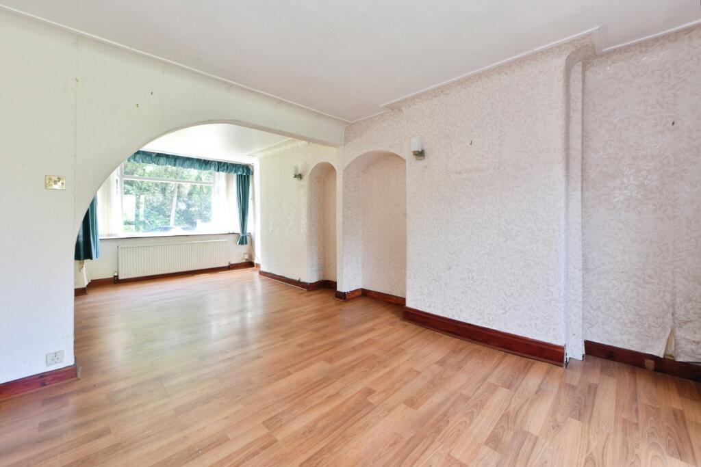 Maldon Crescent, Swinton, Manchester, Greater Manchester, M27 - More