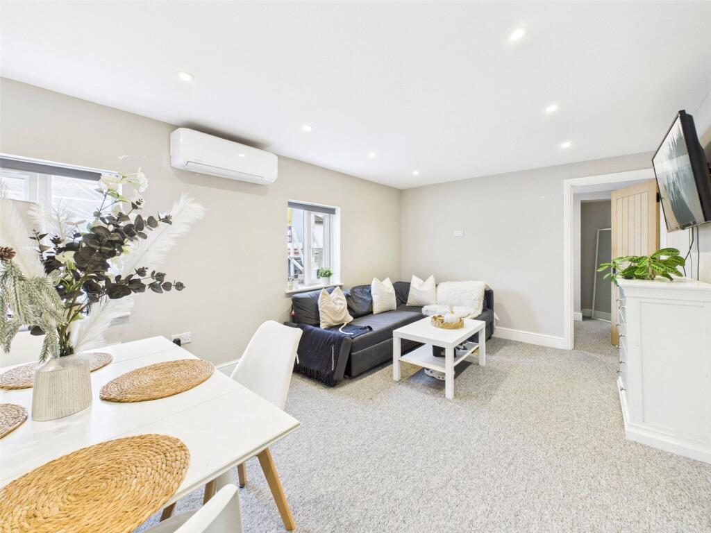 Main image of property: High Street, Hampton Hill