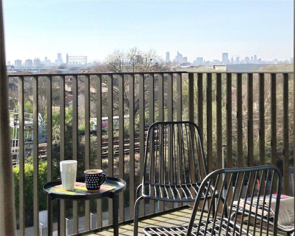 Apartment in London, New Cross - View 4