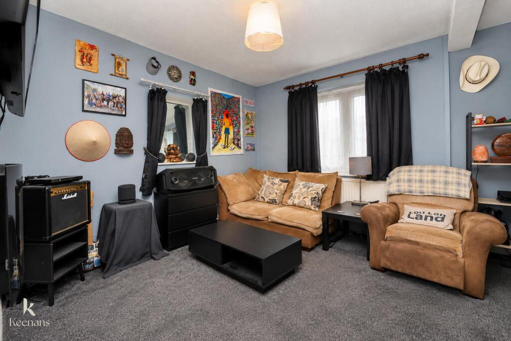 Apartment in Salford, Greater Manchester - View 4
