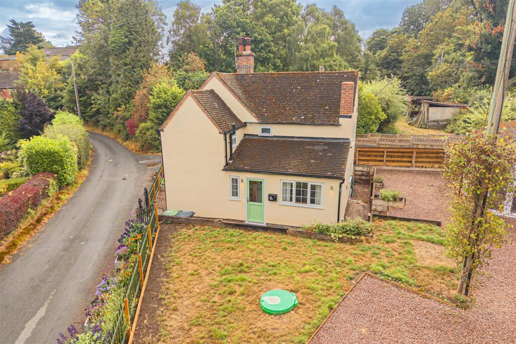 Main image of property: Hillpool Top, Chaddesley Corbett