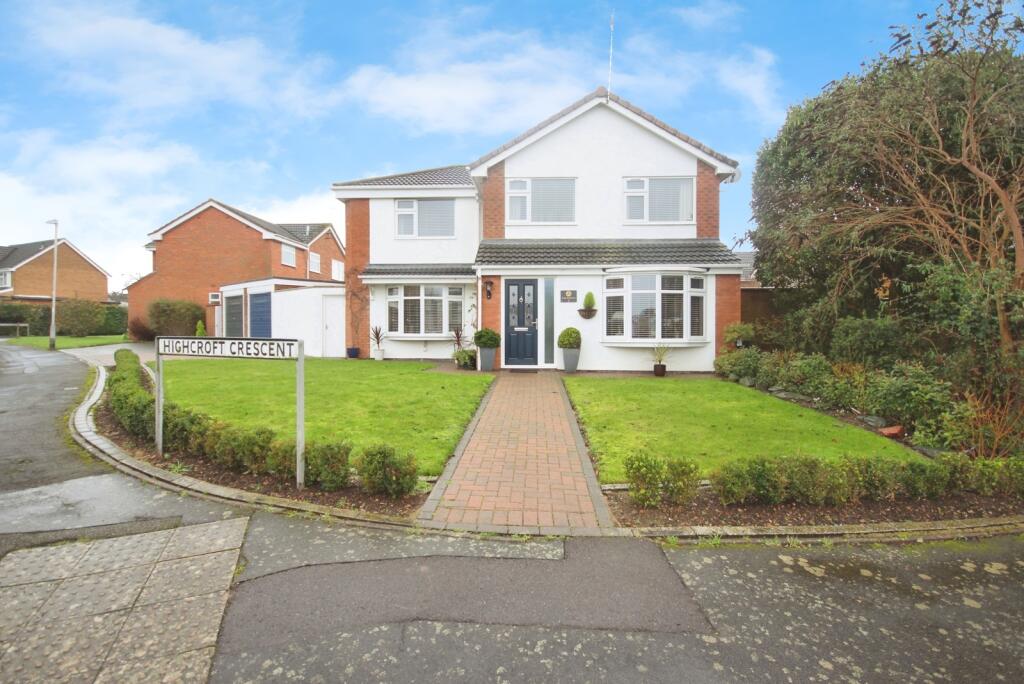Main image of property: Highcroft Crescent, Leamington Spa, CV32