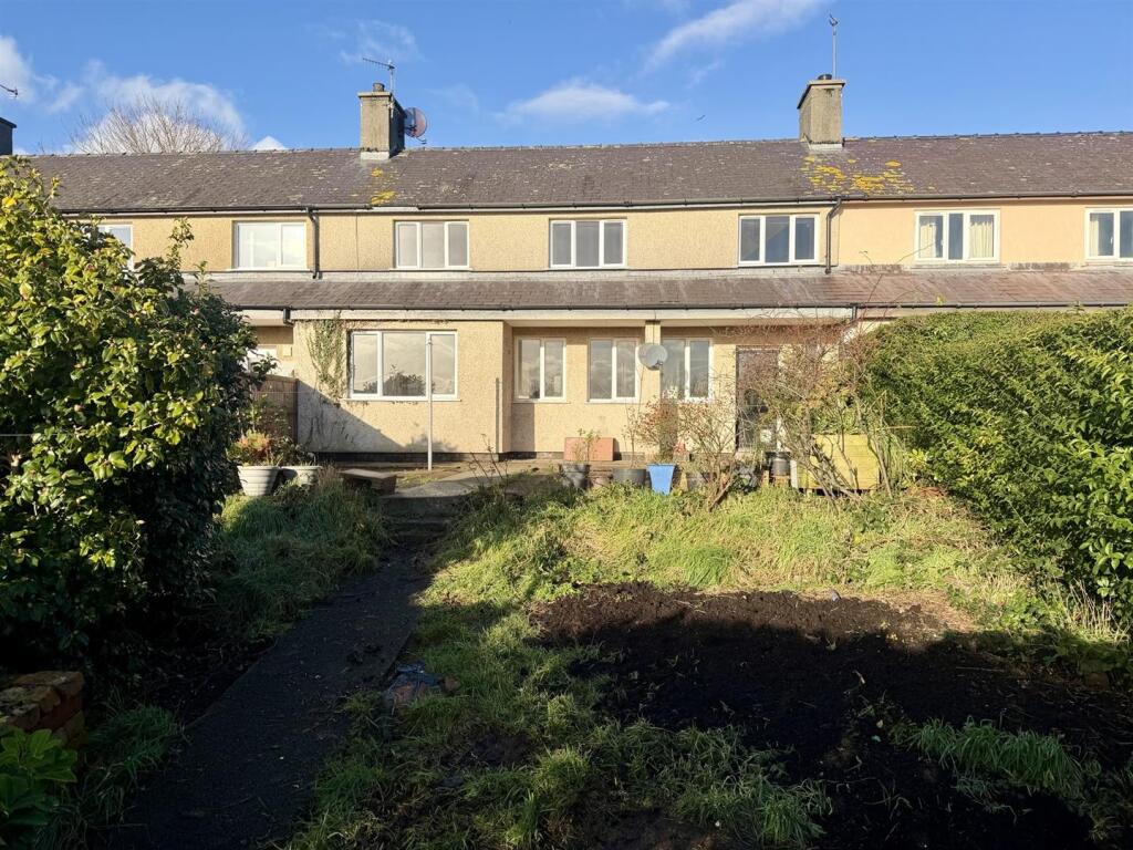 Main image of property: Tyddyn To, Menai Bridge