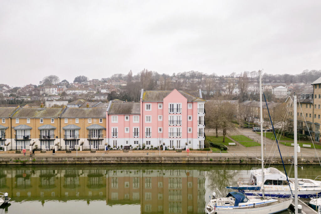 Main image of property: Burlington Court, Portishead, North Somerset