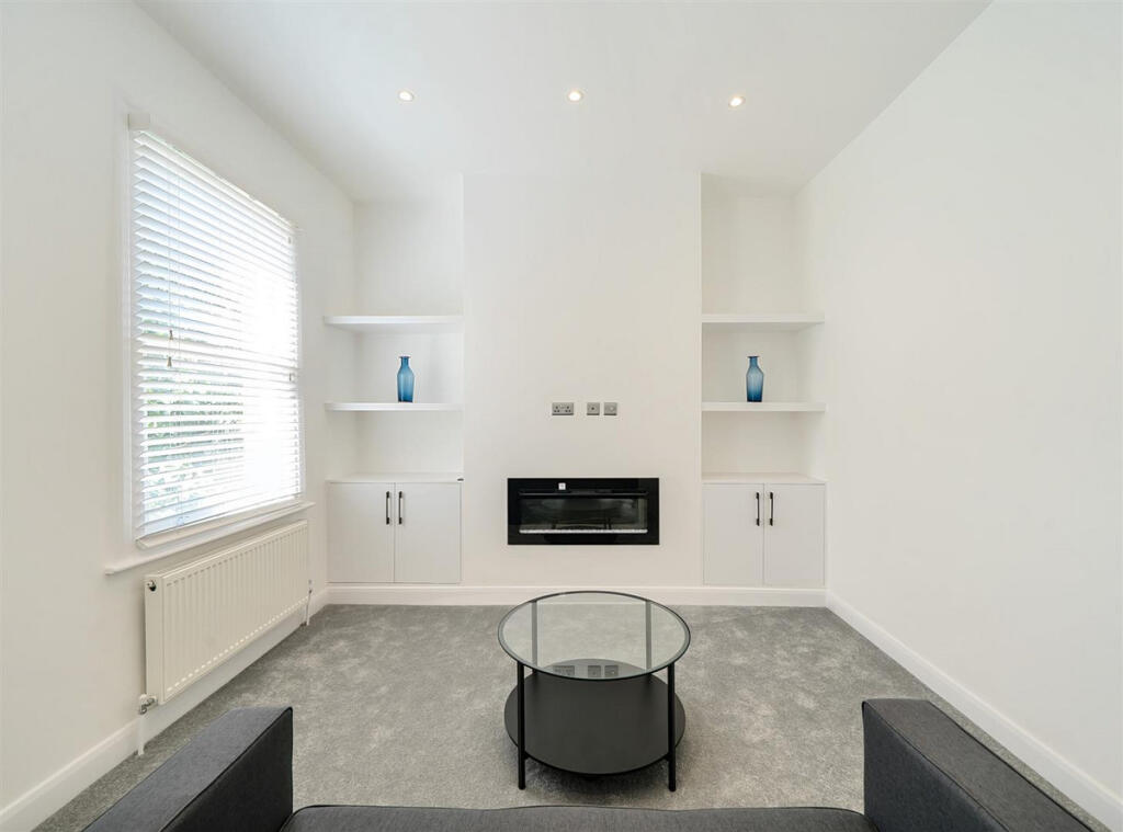 Apartment in London, Kensal Town, Queen's Park - More