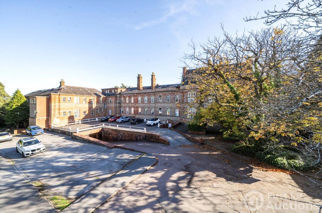 2-bed flat on Hine Hall, Mapperley, Nottingham, £85,000
