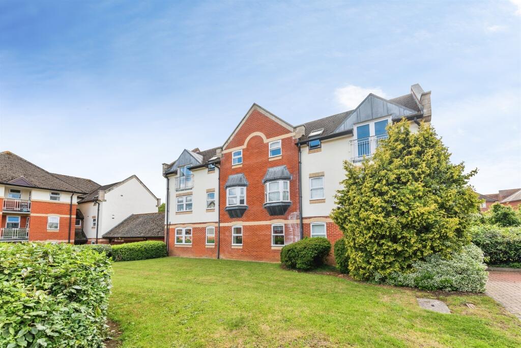 Main image of property: Jackman Close, Abingdon