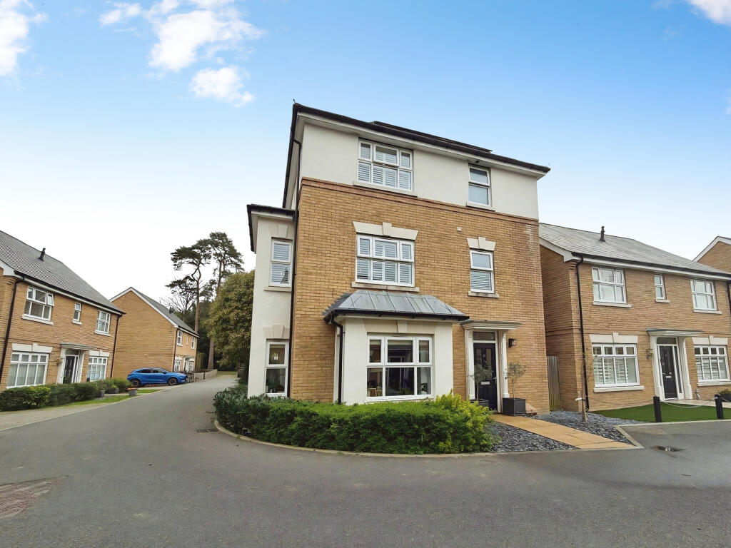 Main image of property: Timms Close, Horsham, West Sussex