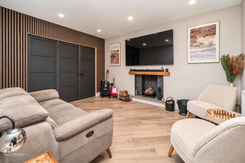 House in Bolton - View 4