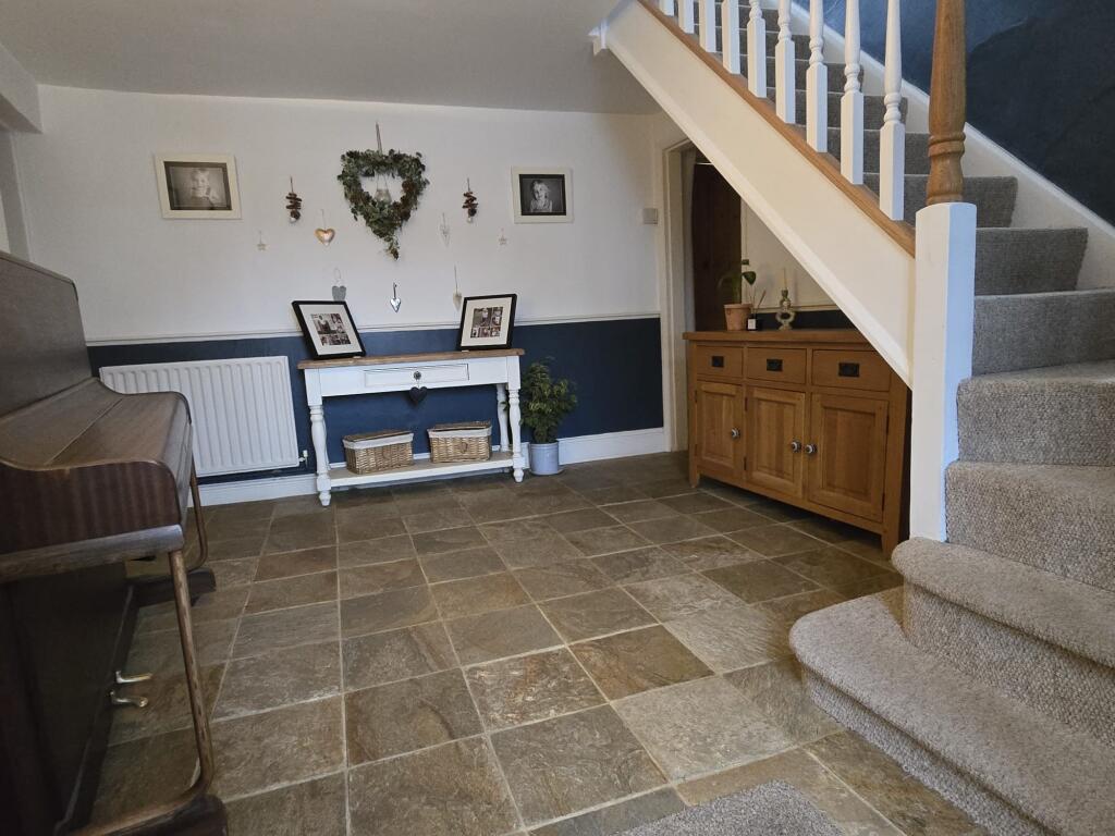Main Street, Redmile, NG13 photo 3