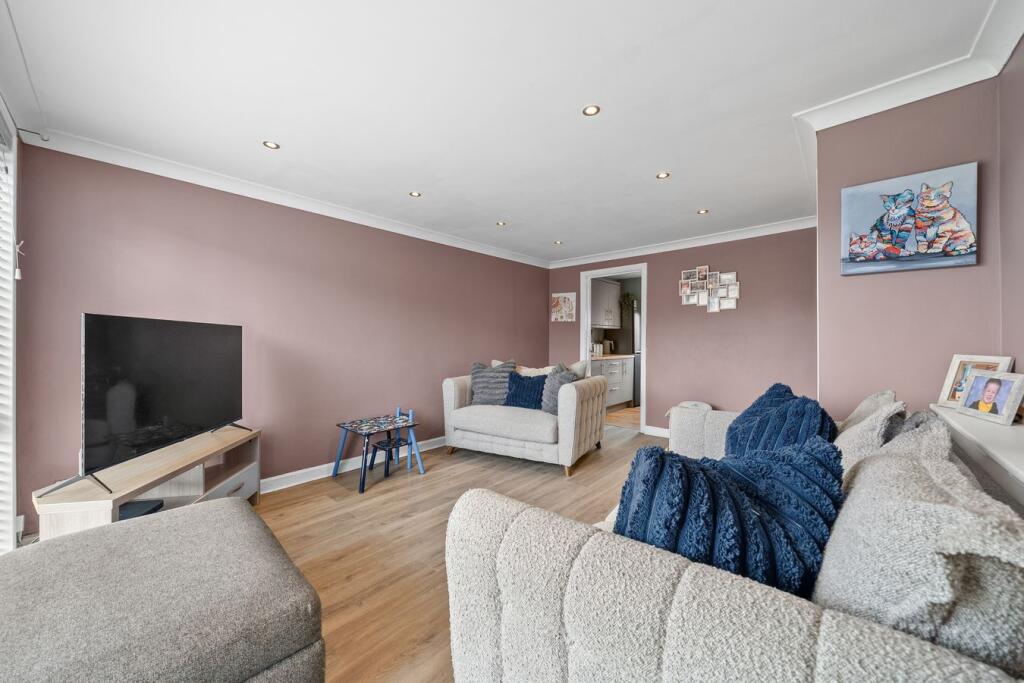 Apartment in Carronshore, Falkirk - View 2
