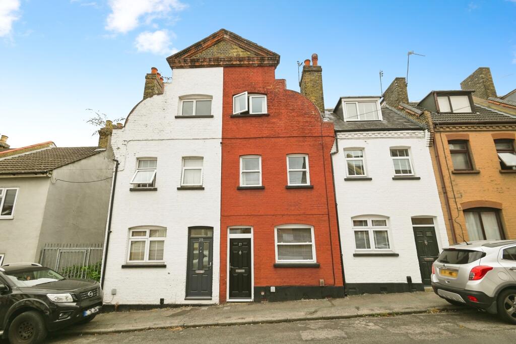 Main image of property: Thomas Street, ROCHESTER, Kent, ME1