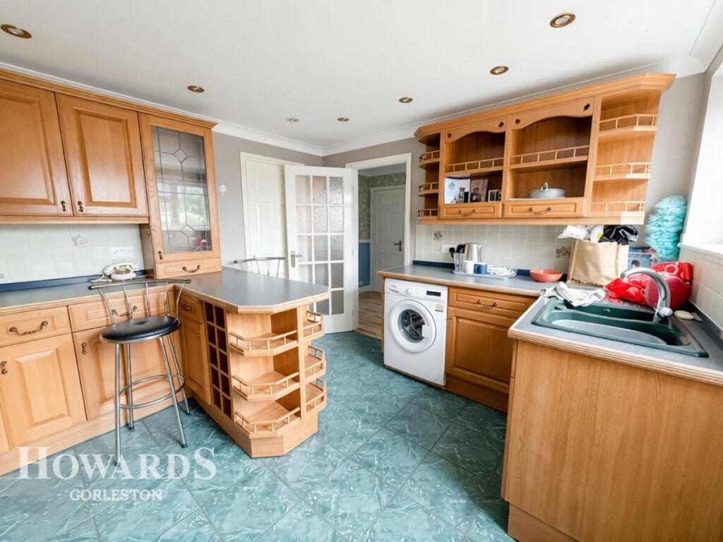 Apartment in Great Yarmouth, Cobholm Island - View 4