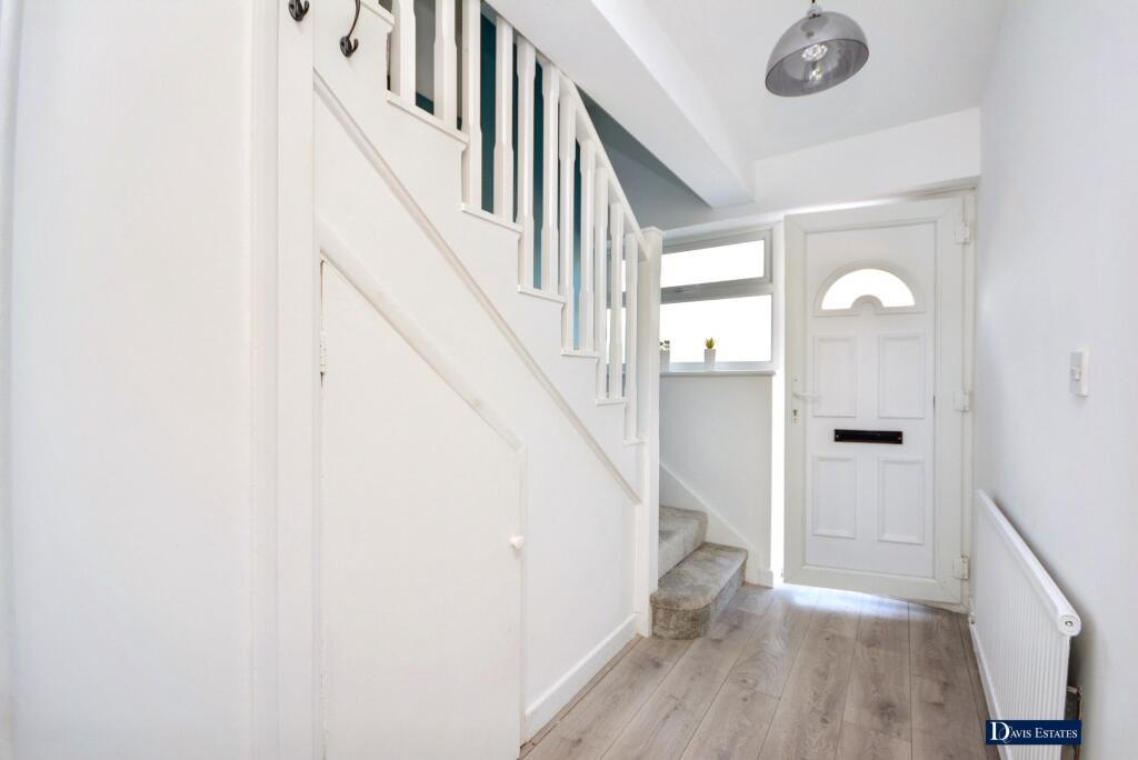 Apartment in London, Cranham - View 5