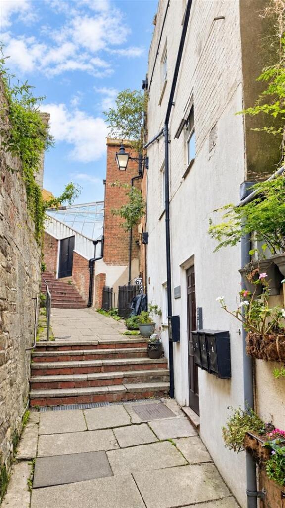Apartment in Tonbridge