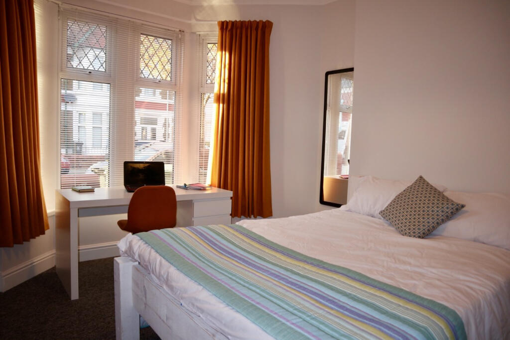 House in Cardiff - View 3