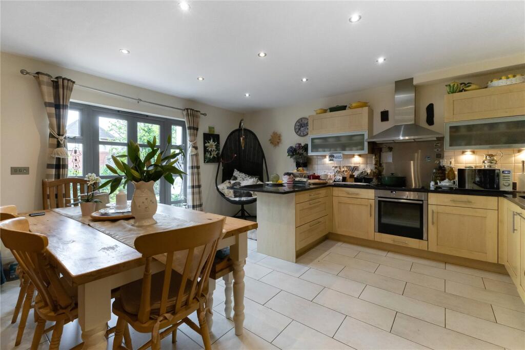 House in Winchester, Abbotts Barton, Hyde - View 4