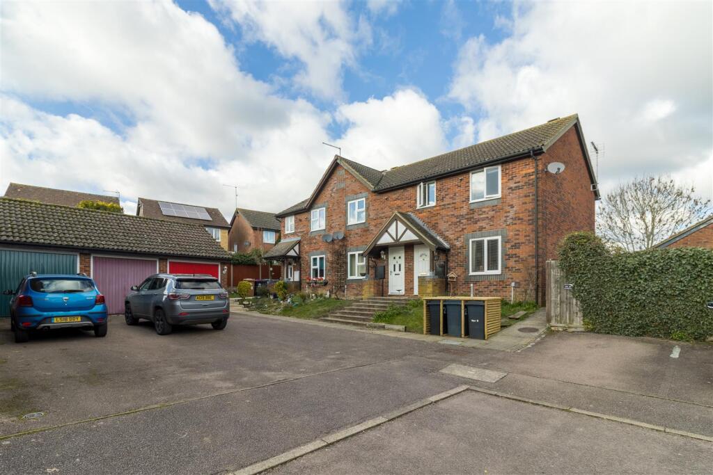 Main image of property: Peasmead, Buntingford