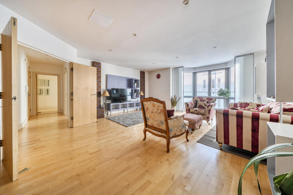 Apartment in London - View 4