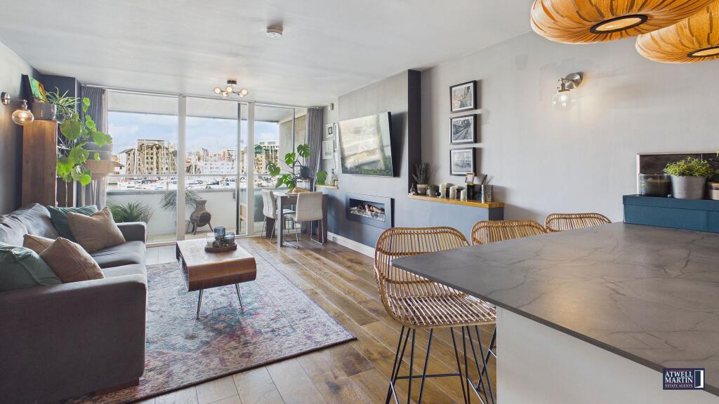 Apartment in Plymouth - View 4