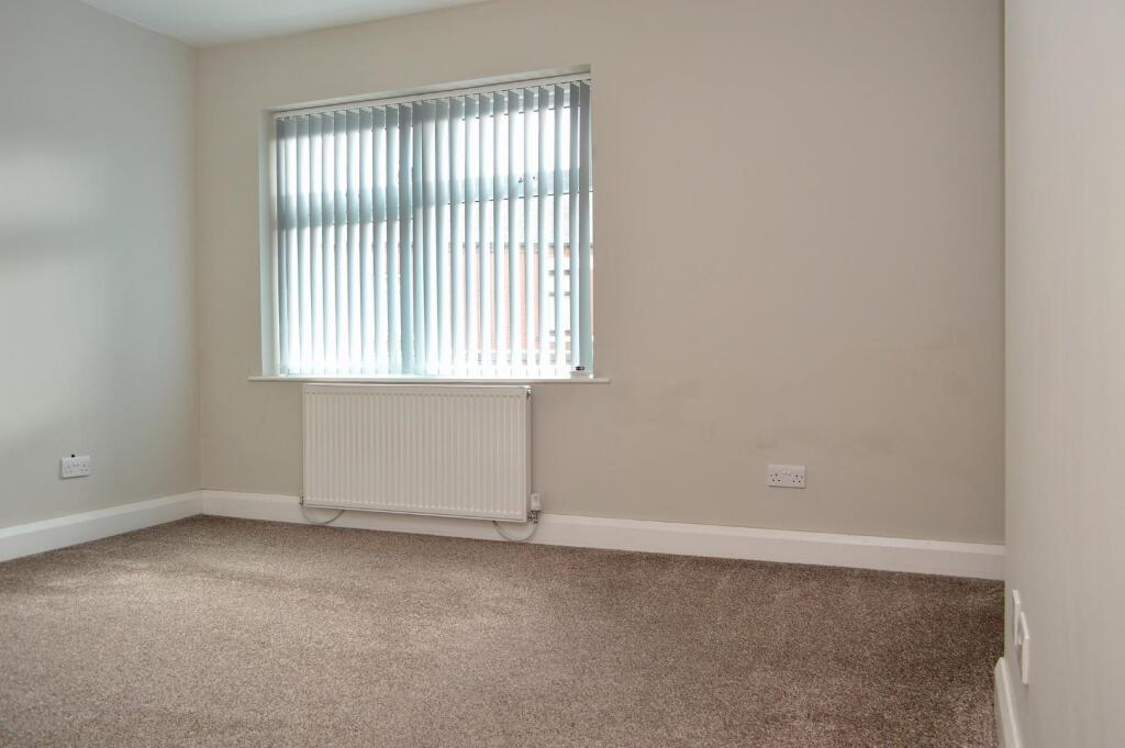 House in Oldham - View 5