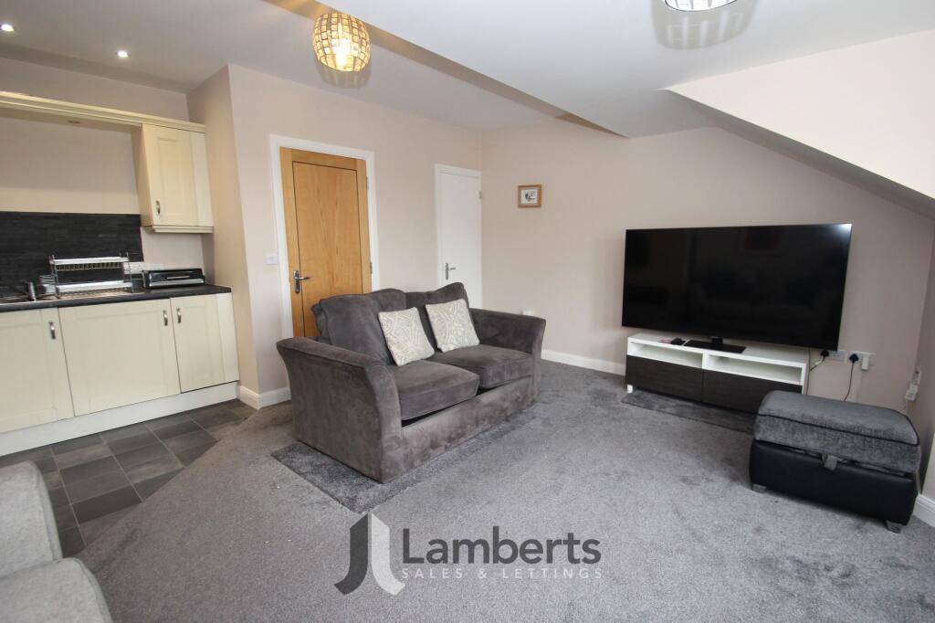 Hewell Road, Redditch, B97 – pohled 5
