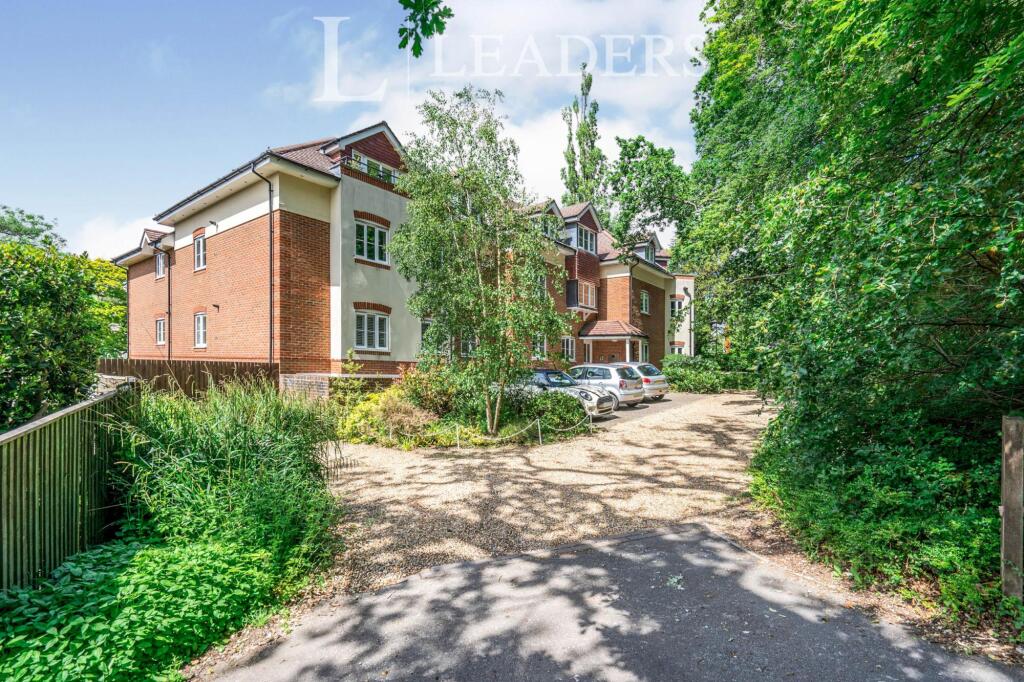 Main image of property: Oakleigh Place, 55 Winchester Road, Eastleigh, SO53