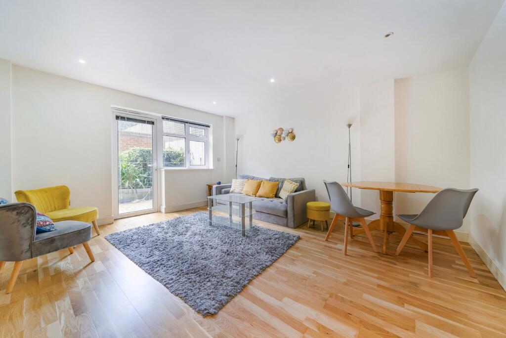 Main image of property: Goswell Road, Clerkenwell, London, EC1V