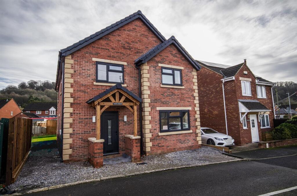 Main image of property: Quarry Gardens, Dursley