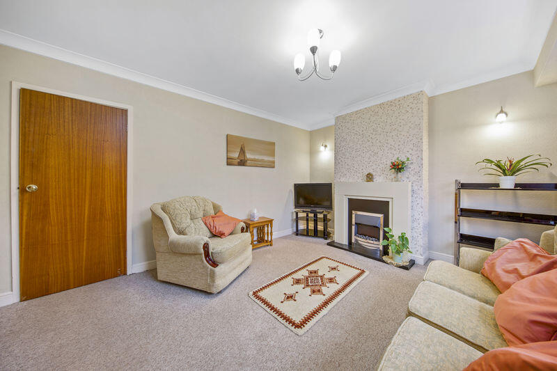 North Wingfield Road, Grassmoor, Chesterfield photo 5