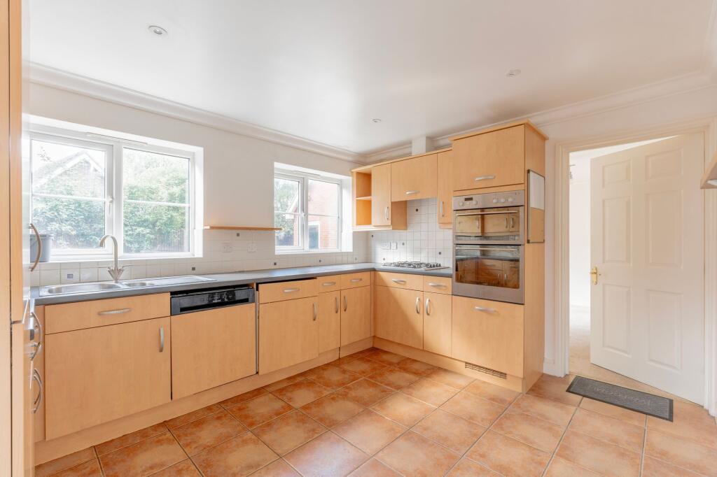 House in Norwich, Chapel Break, Bowthorpe - View 4