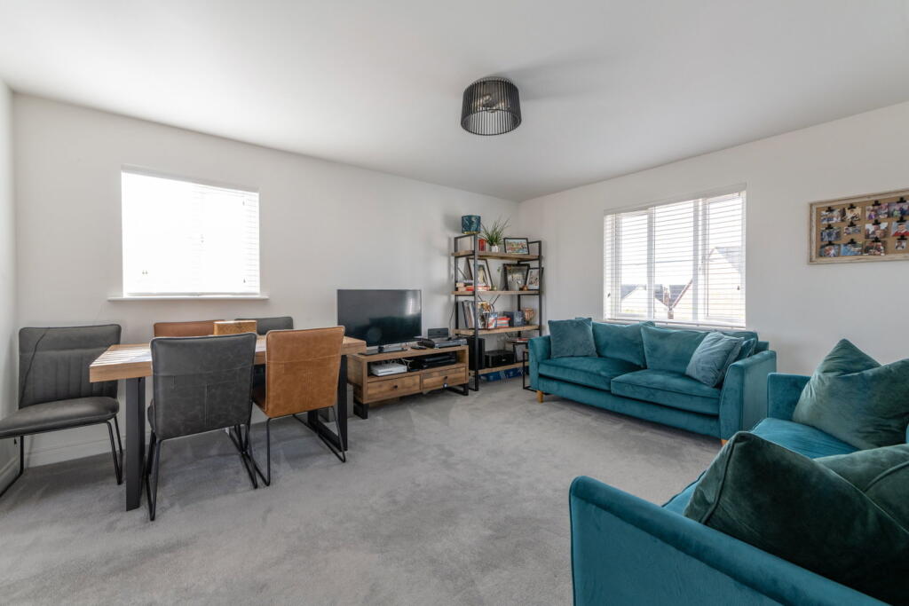 Merevale Way, Yeovil, BA21 3UW photo 4