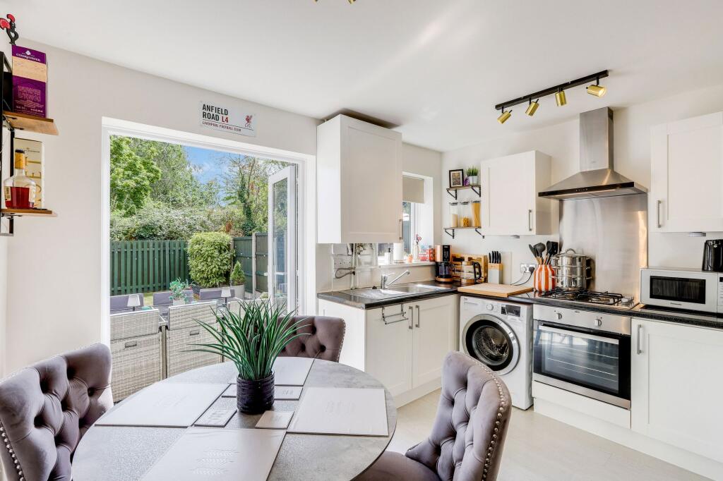 House in Ashfield, Hucknall - View 4