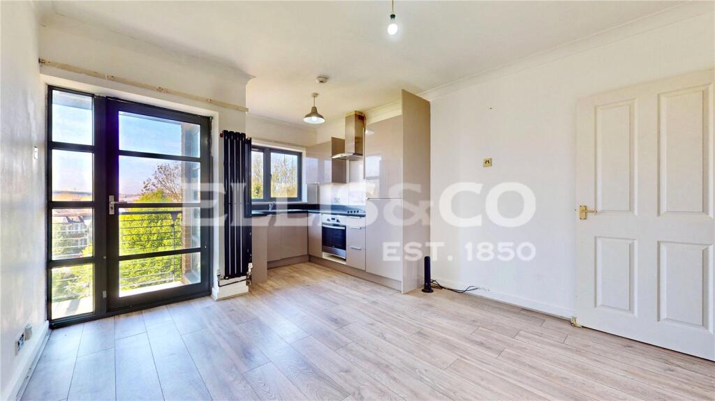 Apartment in London, Twyford - View 3