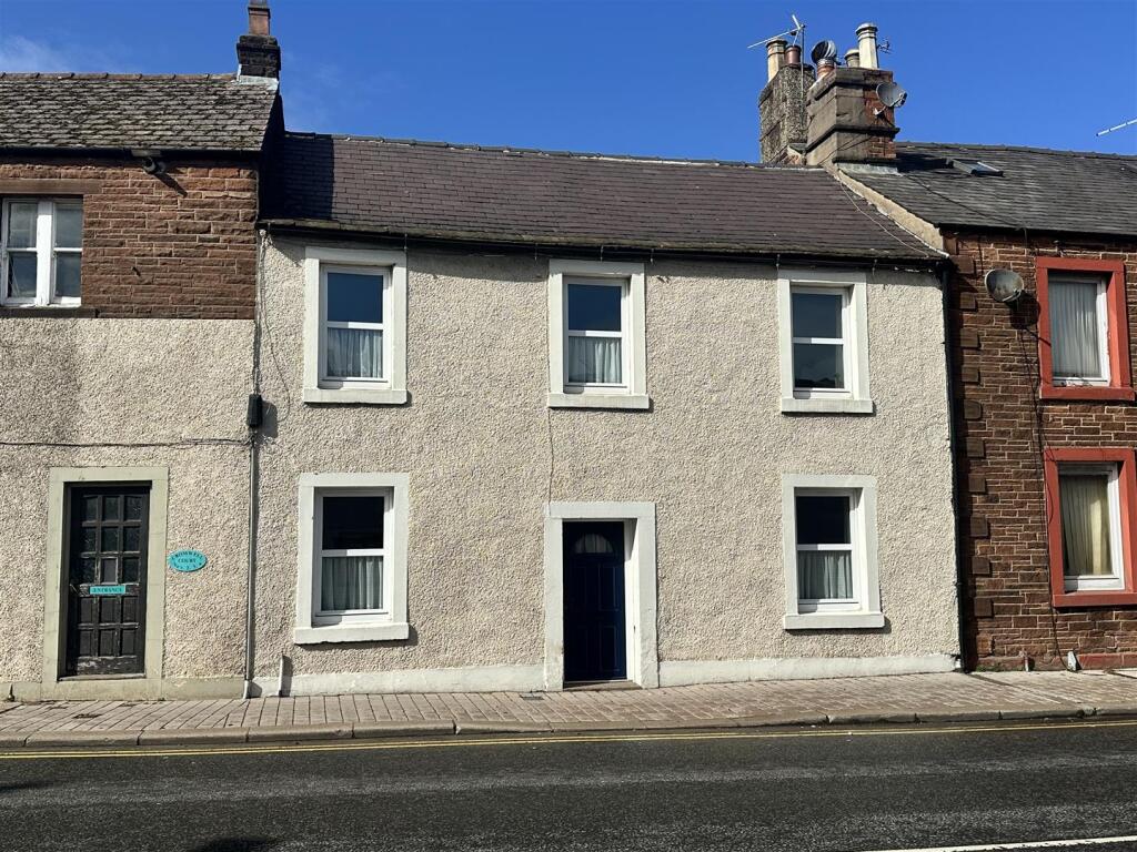 Main image of property: Castlegate, Penrith