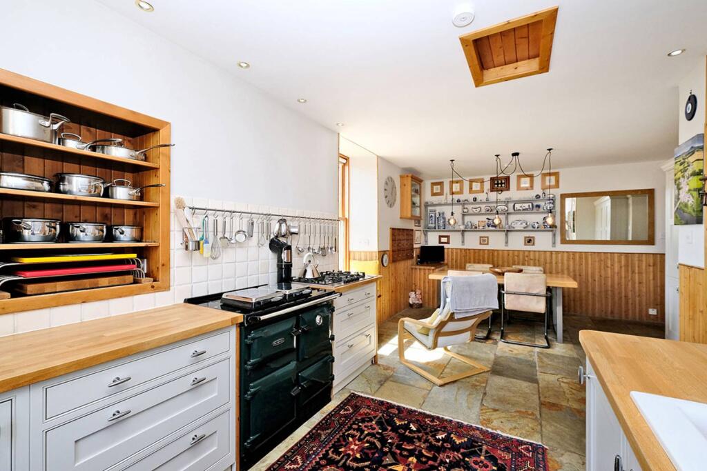 Iongnadh, Milltown of Rothiemay, Rothiemay, AB54 7LT photo 3