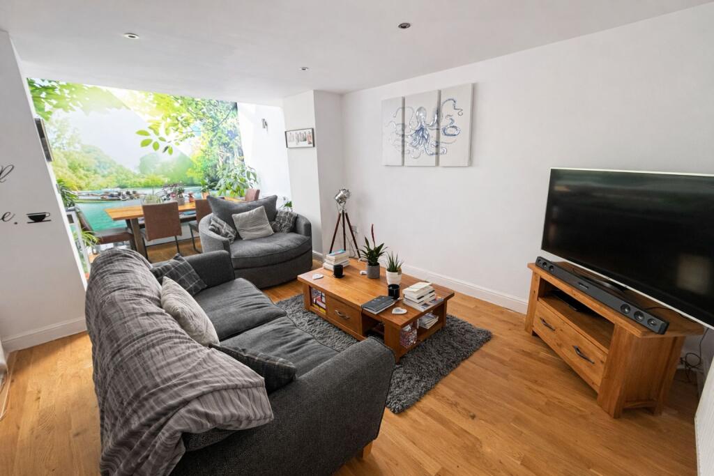 Apartment in Bradford, Clayton - View 4