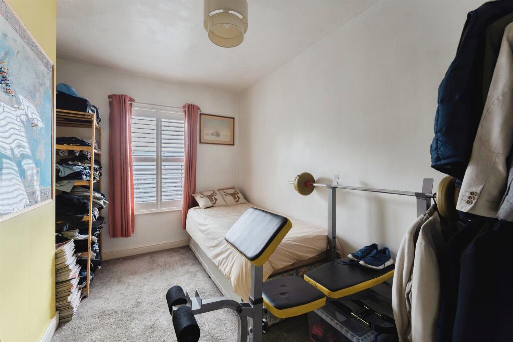 House in Chester, Ellesmere Port - View 5