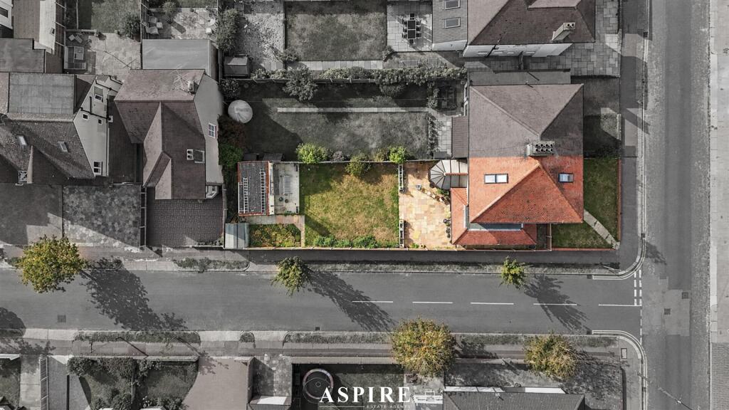 House in Southend-on-Sea, Essex - View 4