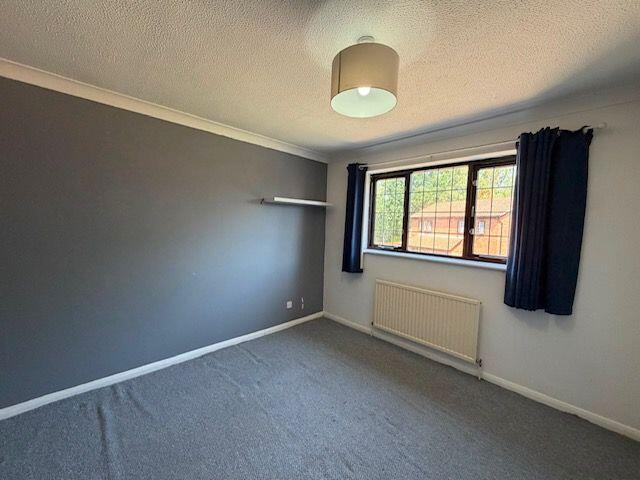 House in Basingstoke and Deane, Chineham - More