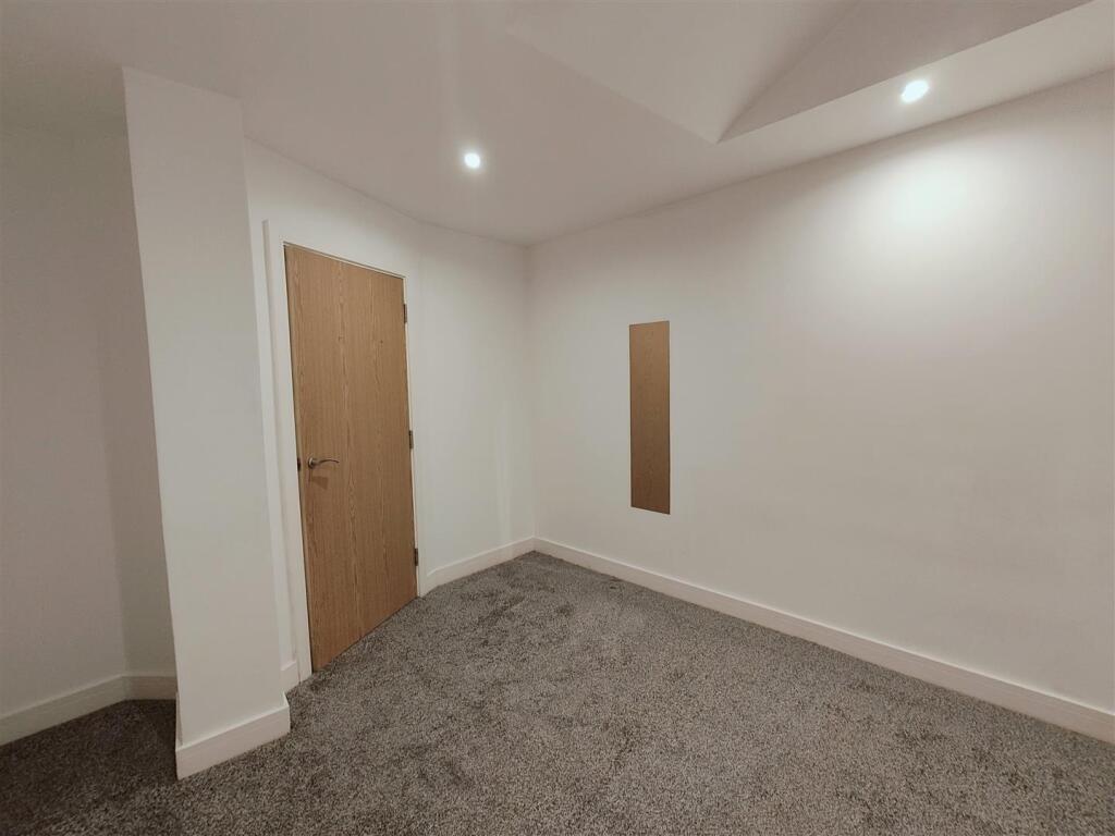 Additional image 6 of 63 Vicar Lane, Bradford