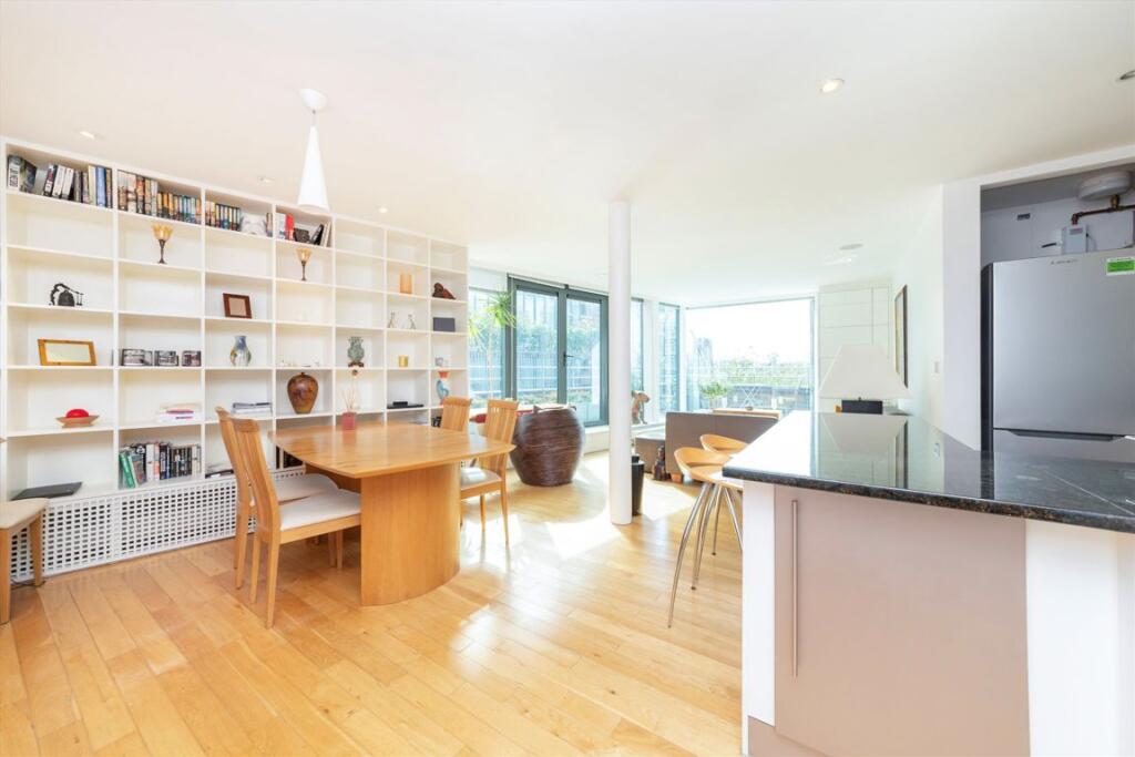 Apartment in London - View 4