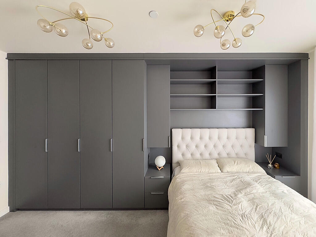 Apartment in Harrow - More
