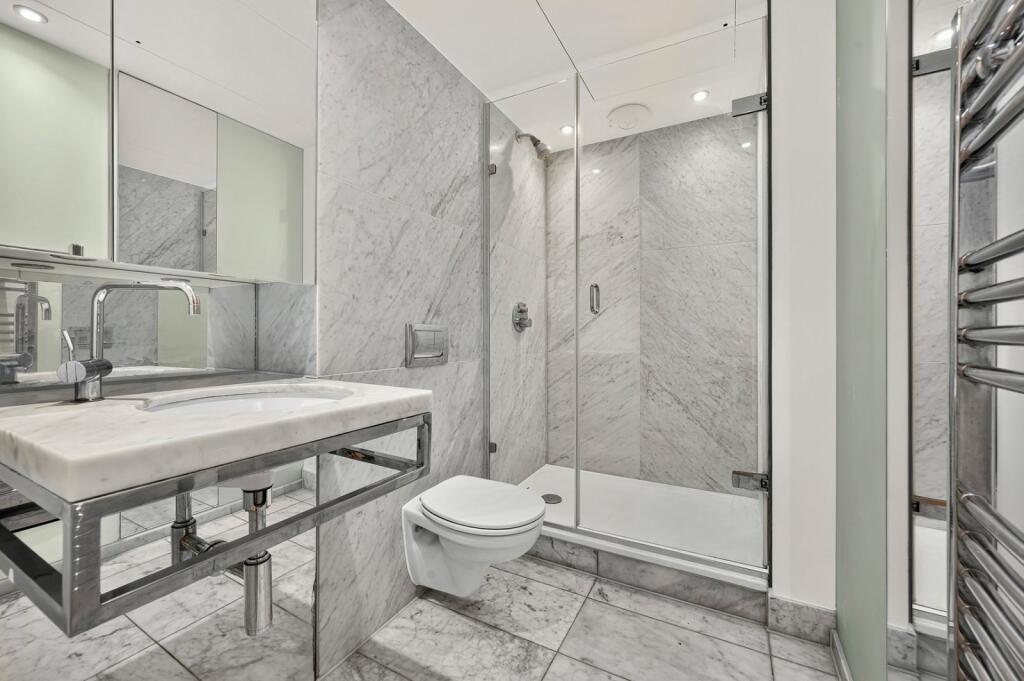 Apartment in London - View 5