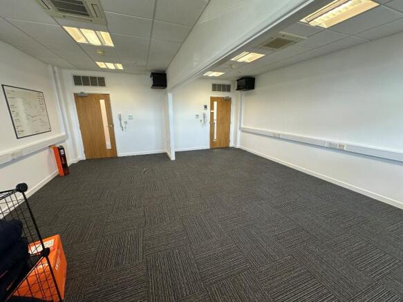 Office FF32-33